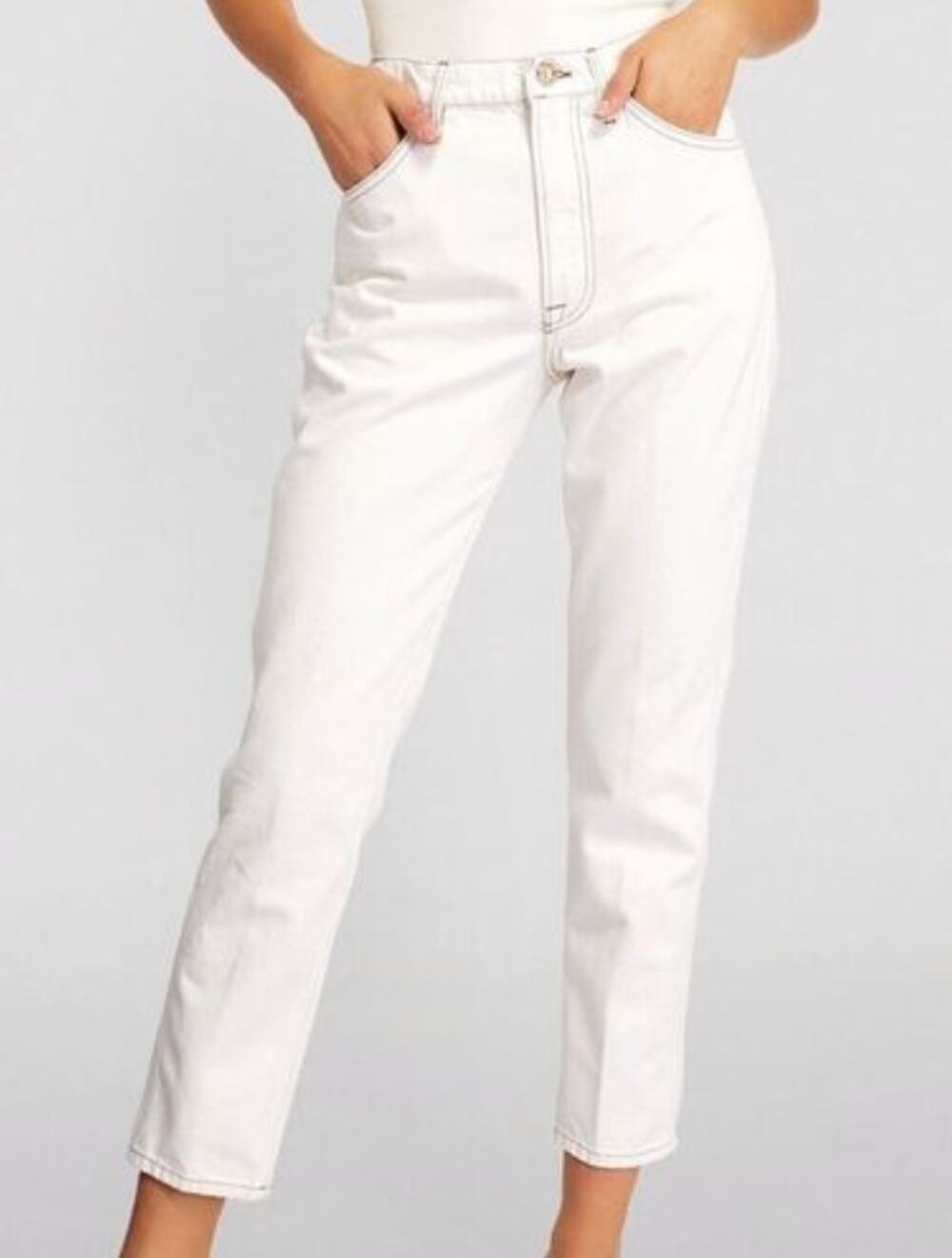 Never worn! Frame Denim Women's Cream Straight Leg Jeans | Size 31